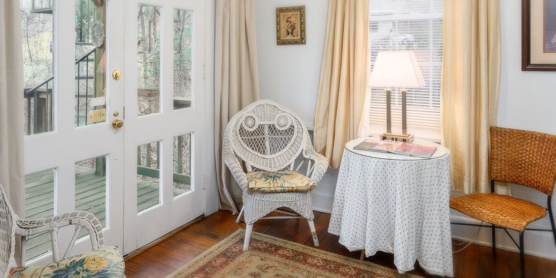 The enclosed sun-room of the Blue Ridge Room